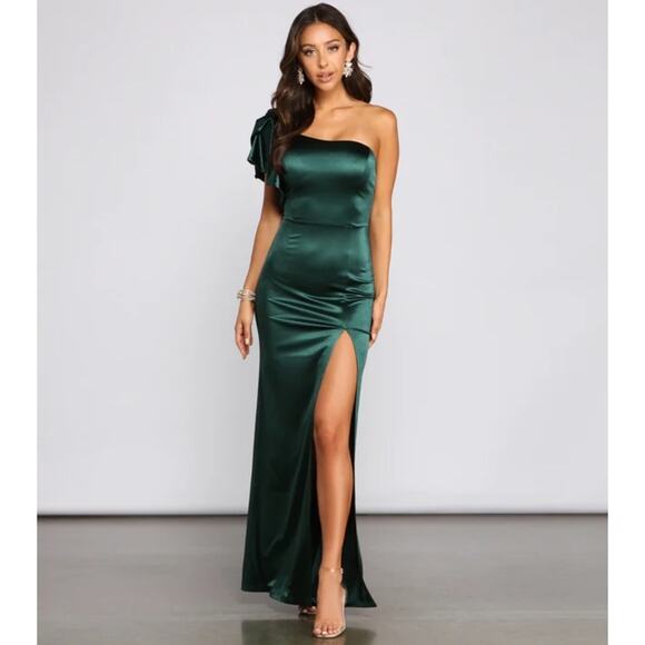 Windsor Charmaine Formal One-Shoulder Satin Dress In Hunter Green Size L - Picture 2 of 15